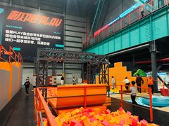 -极限PLAY运动娱乐新世界·团建派对潮玩休闲馆·室内蹦极高空游乐园