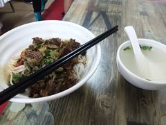 -阿阳牛腩腌面店