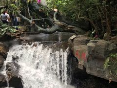 -古龙峡云天玻霸