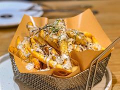 -Mark&Mars Restaurant