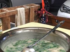 -标记美食新鲜猪杂(兴南大道店)