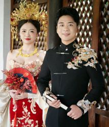 -角色婚纱摄影(中心店)
