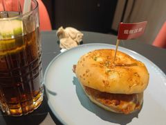 -必胜客(周浦万达店)