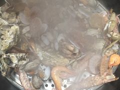 -船梆煮•蒸汽海鲜·炉火烤肉(五四广场店)