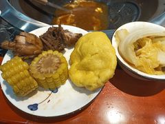 -袁小二大东北铁锅炖(吉祥村总部)