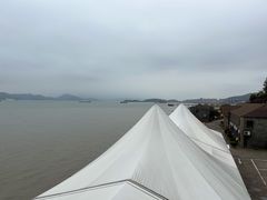 -鹰龙海畔度假酒店(咸祥店)