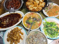 -百味地锅鸡(铜山路店)