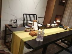 -忆江南·临江鱼馆