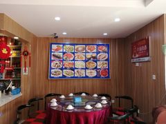 包厢-名超海鲜烧烤大排档