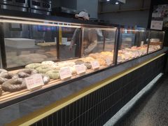 面包甜点陈列柜-木子木水日式烫面包(杭州首店)