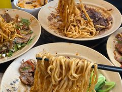 -方铲铲·成都板凳面(滨江银泰店)