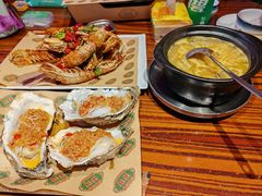 -蚝堡海鲜·威海菜·海肠捞饭·烧烤·亚洲吃蚝公司(幸福门店)