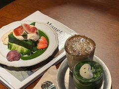 -luutosa  cafe & tea 鹿兔山