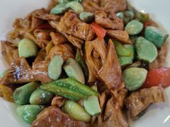 腊八蒜烧肥肠-有喜胶东小馆(超极合生汇太申祥和店)