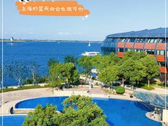 -上海滴水湖皇冠假日酒店
