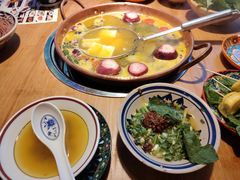 -洱火云南酸菜牛肉火锅(石景山当代商城店)