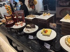 -东方红海鲜百汇(国际大厦店)