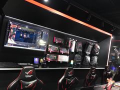 -ROG玩家国度(美罗城店)