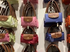 -Longchamp(佛罗伦萨小镇奥特莱斯店)