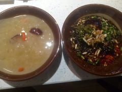 -贵府酸汤牛肉火锅·贵州老字号(飞山街店)