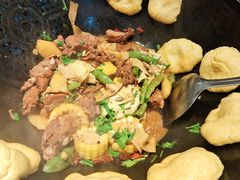 -袁小二大东北铁锅炖(吉祥村总部)