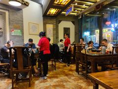 大堂-王明古法砂锅居(开化寺店)