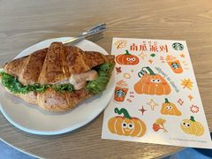 -星巴克(美丽华花园店)