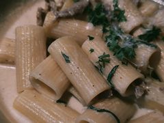 -JINNS锦时 steak&pizza(浸信会礼拜堂旧址店)