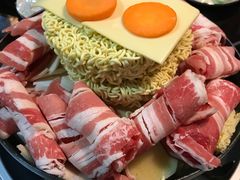 -炙韩料理·部队锅专门店