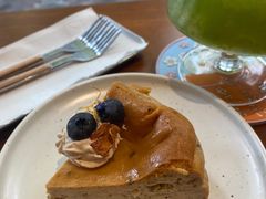 -C.Y Cafe