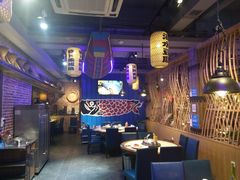 大堂-船梆煮•蒸汽海鲜·炉火烤肉(五四广场店)