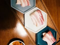 厚切猪五花-石頭記榴莲烤肉(万达金街店)