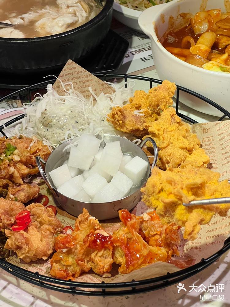 我的天哪本家烤肉的新品梨泰院三拼炸鸡太值太好吃啦