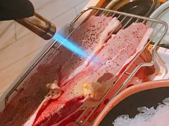 生牛肉火炙寿司-舞漁日料美人胶原锅(陆家嘴中心店)