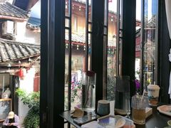 -桥边小楼·手工云南菜·古城观景小楼