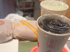 -麦当劳(中山公园龙之梦店)