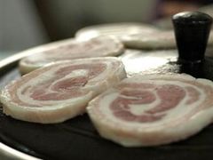 猪五花-故乡家韩国料理(丹东街店)