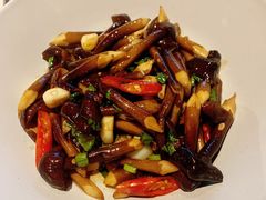 炒小黑鸡枞-半山腰·云南菜(侨福芳草地店)
