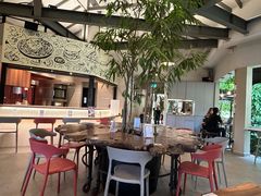 -植物园哈利亚餐厅