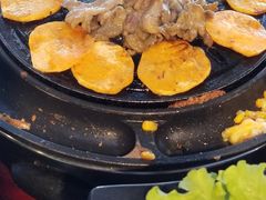 -胡悦里韩式烤肉(芝罘万达广场店)