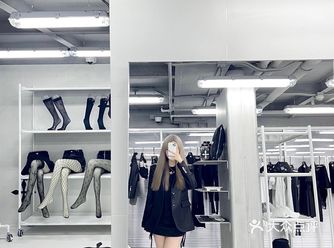 「SMFK(机电院)」smfk终于在三里屯开新店噜