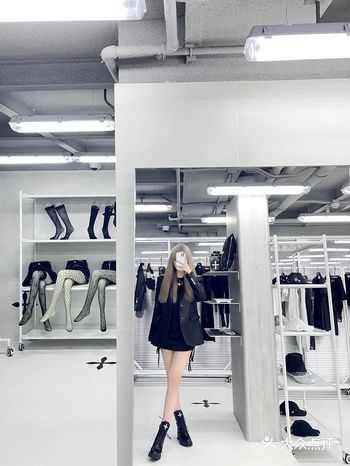 「SMFK(机电院)」smfk终于在三里屯开新店噜