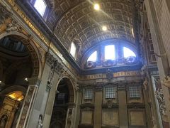 -滴血救世主教堂