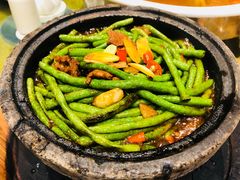 石锅长豇豆-品大三·南京菜(大行宫店)