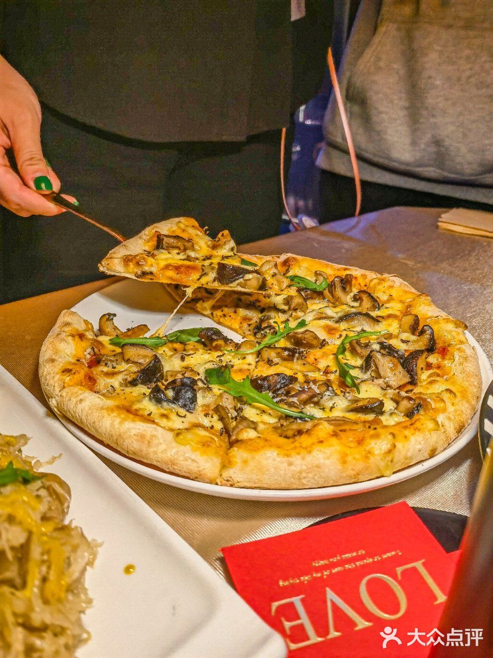 与城墙共进晚餐，如此夜色浪漫❤️