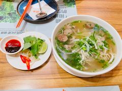 越南火车头汤河粉-越美小馆·越南料理(曲江店)