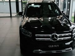 -上海星瀚奔驰4S店(红柳路店)