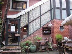 -古董花园(思南路42弄小区店)