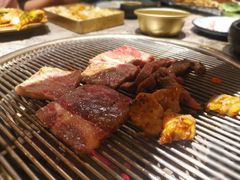 -鑫釜山海鲜烧烤(鑫丰国际店)