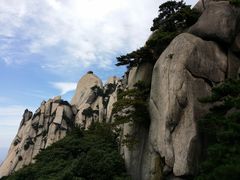 飞来峰-天柱山风景区